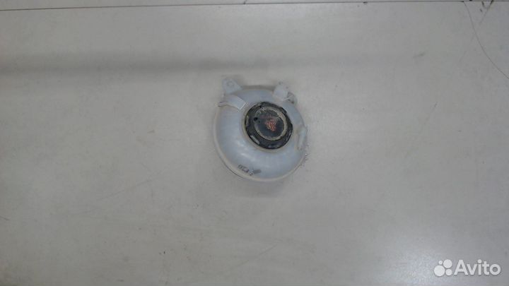 Бачок расширительный Audi Q3 2018, 2021