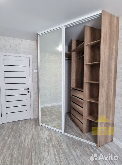 Шкаф распашной