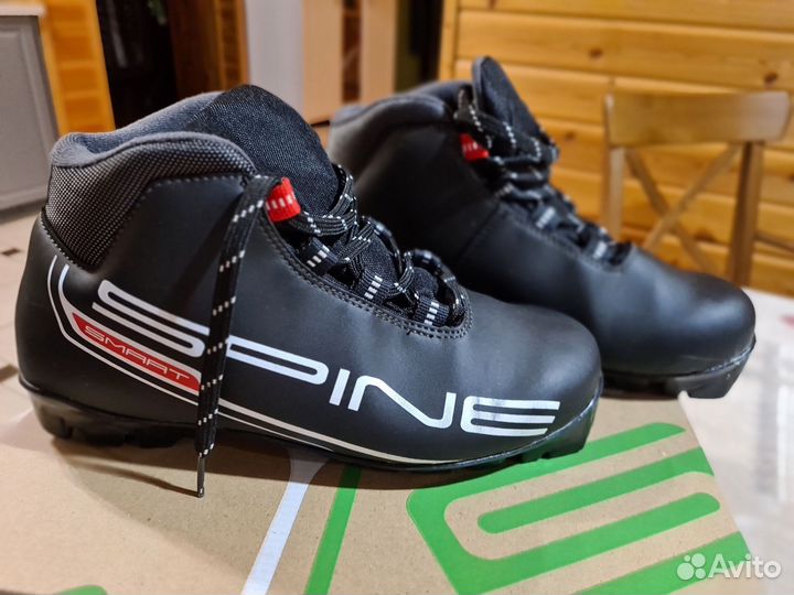 Лыжные ботинки spine