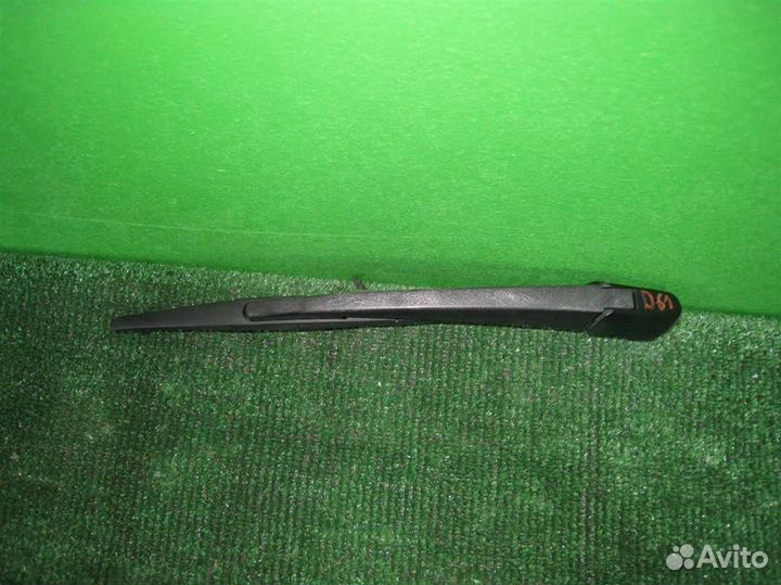 Поводок стеклоочистителя задний fiat Sedici 2007