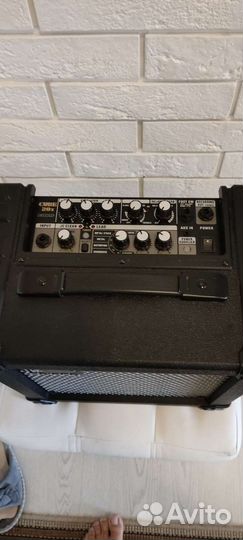 Roland cube 20x