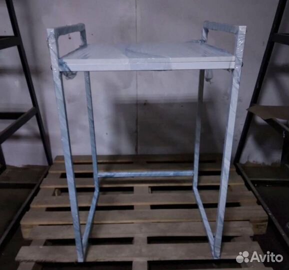 Подставка для сушильной машины