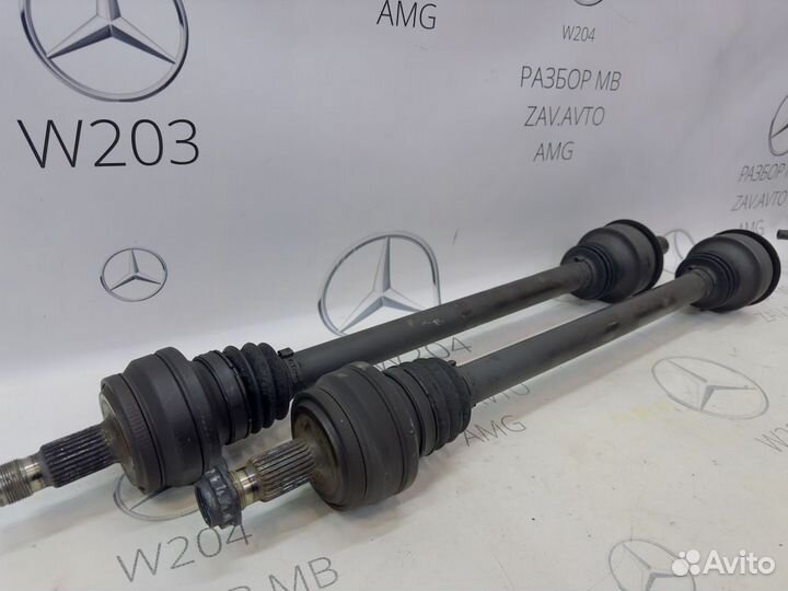 Полуось задняя левая правая Mercedes W204