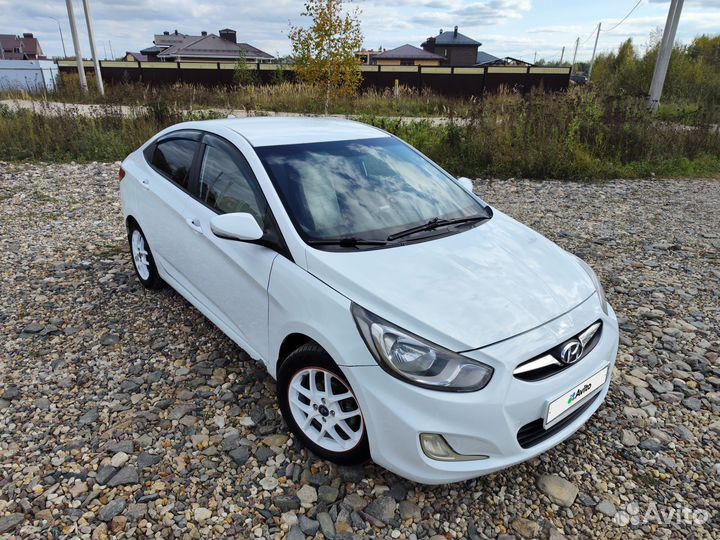 Hyundai Solaris 1.6 AT, 2011, 153 732 км