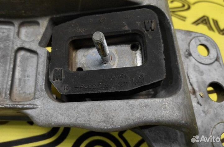 Подушка АКПП Bmw 540I E60 N62B40A 03.2006