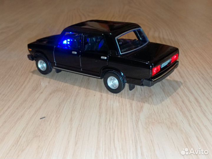 Модель ваз 2107, инерционная, звук и свет. эффекты