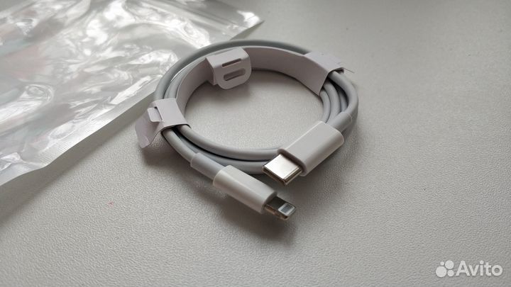 Новый Кабель Lightning -Type-C PD 20W 1метр