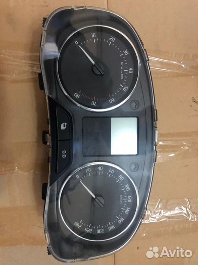 Приборная панель Skoda Fabia 2