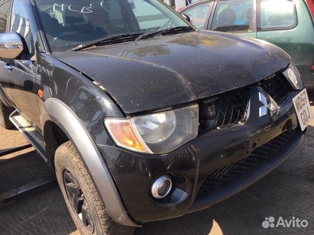 Разбор на запчасти Mitsubishi L200