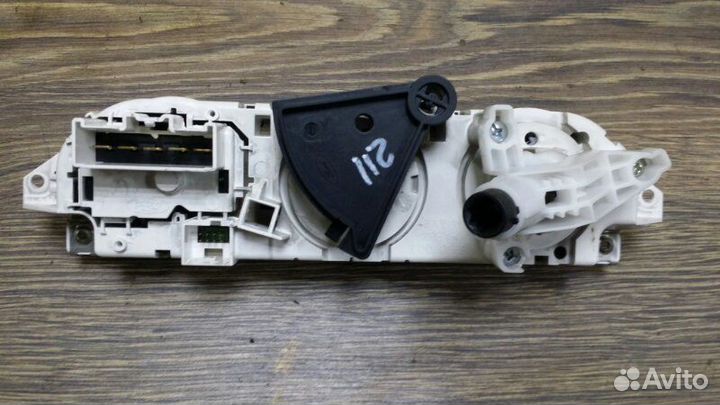 Блок управления печкой Ford Focus MK2 hxda 2005
