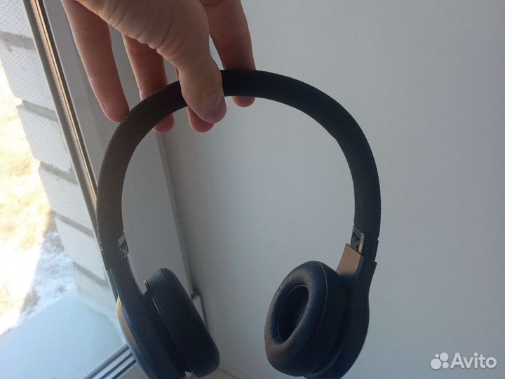 Беспроводные наушники jbl live 400bt