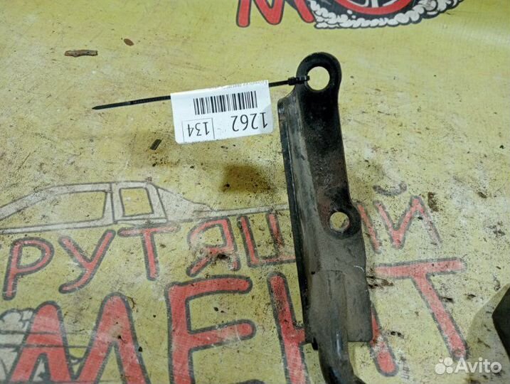 Кронштейн двигателя правый Chevrolet Spark A08S3