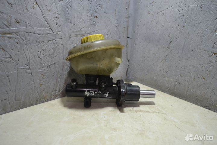 Главный тормозной цилиндр Audi А6 С4