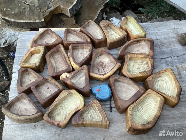 Подсвечники из дерева