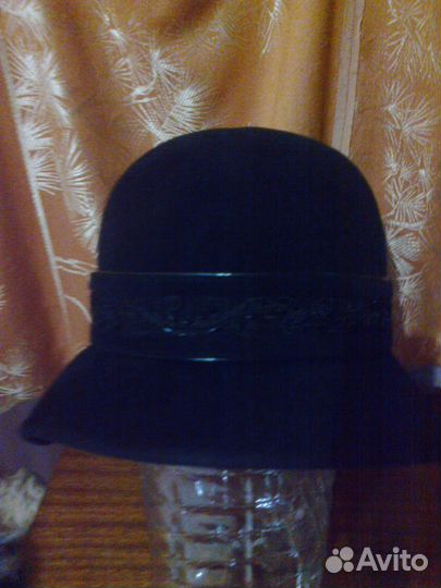 Черная шляпка 57 размера