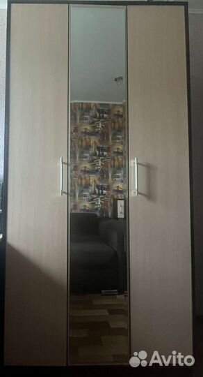 Шкаф и тумба прикроватная