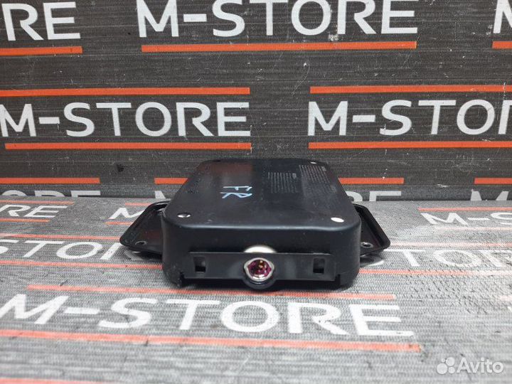 Аирбаг двери передний правый Mercedes-Benz M-Class