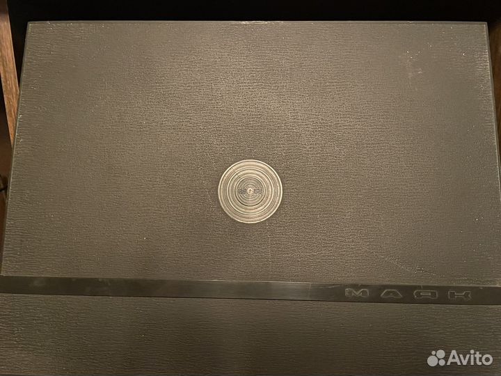 Катушечный магнитофон