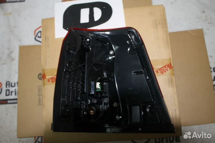 Toyota Land Cruiser 200 фонарь наружный левый