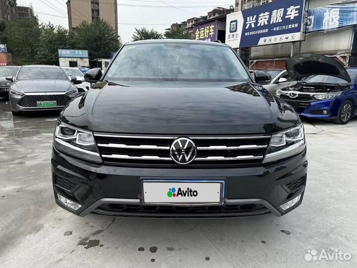 Volkswagen Tiguan 2.0 AMT, 2021, 18 000 км