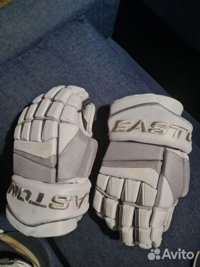 Продаю хоккейную экипировку