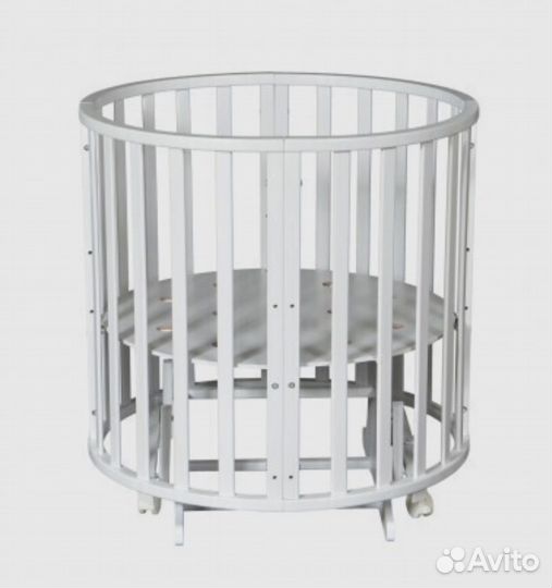 Детская кроватка с маятником круглая, овальная