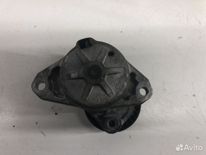 Натяжитель ремня