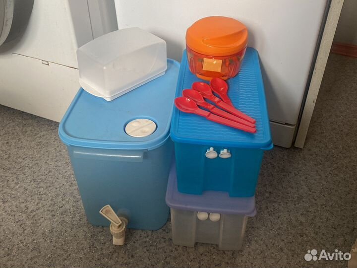 Изделия Tupperware новые