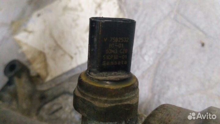 Корпус масляного фильтра Citroen C4 2 1.6 VTI 16V