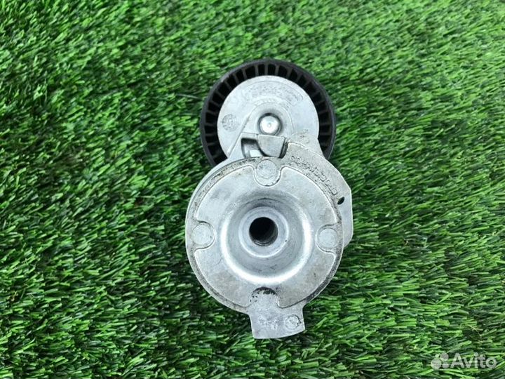 Натяжитель ремня генератора Bmw 6 E63 N62B44 2004