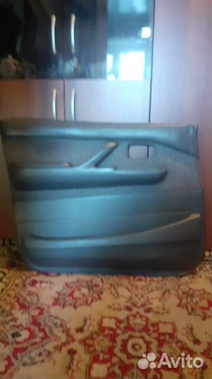 Дверные карты на Ленд Крузер 80