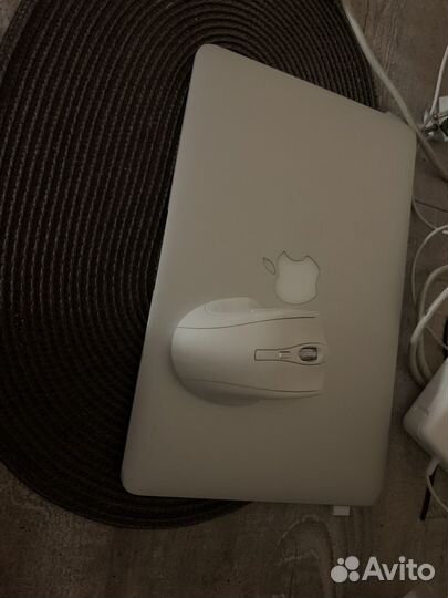 Apple MacBook Air 13 2010