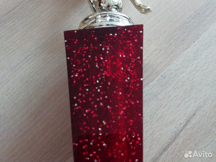Продам кубок приз футболист