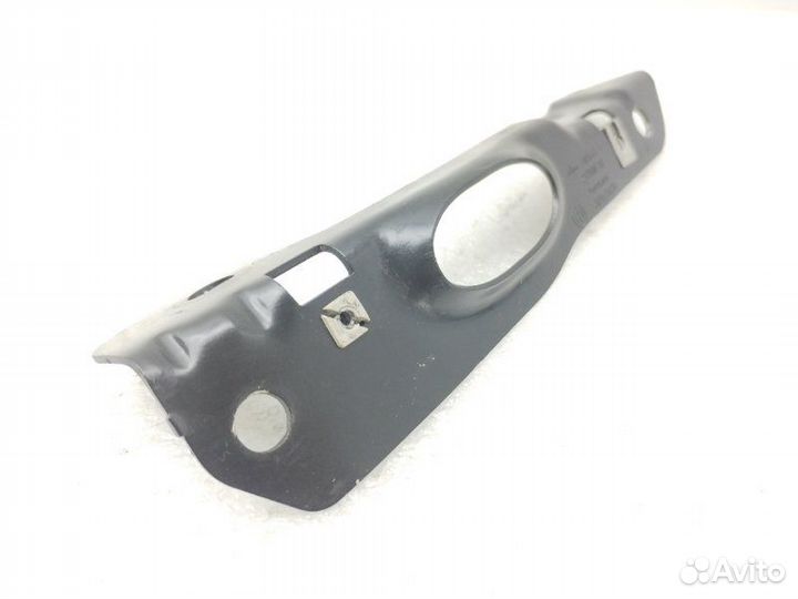 Кронштейн Bmw 6-Series E63 3.0 N52 2007