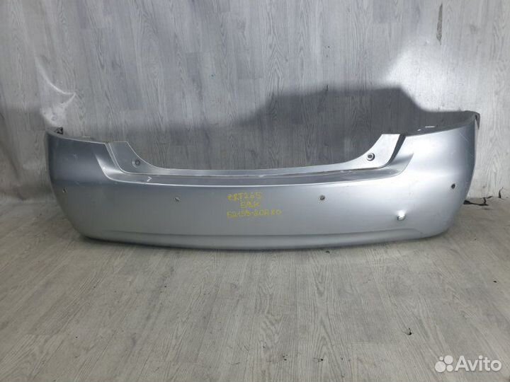 Бампер зад. toyota premio