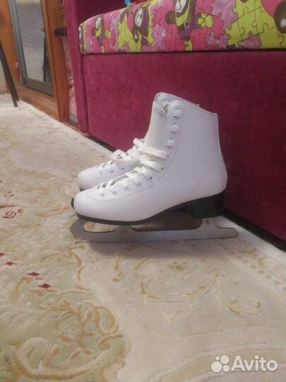 Коньки женские