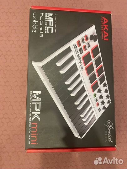Akai MPK mini MK2 миди клавиатура