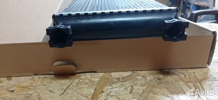 Радиатор отопителя DAF