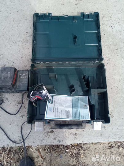 Шуруповерт metabo