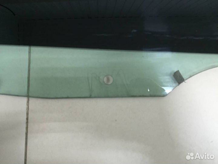 Стекло двери задней правой Skoda Octavia A8 2019