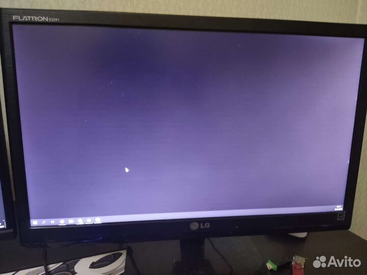 Монитор LG flatron e2241