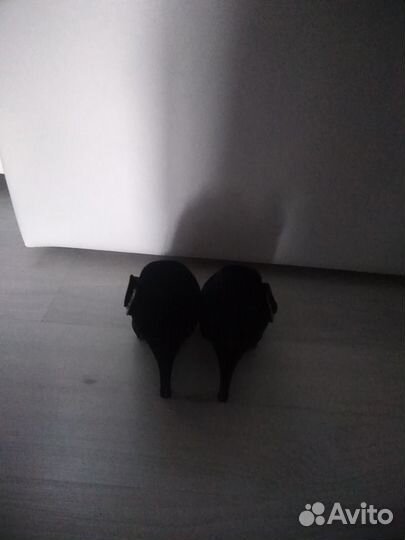 Женские туфли