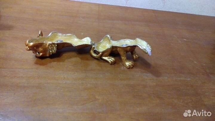 Статуэтка Собака