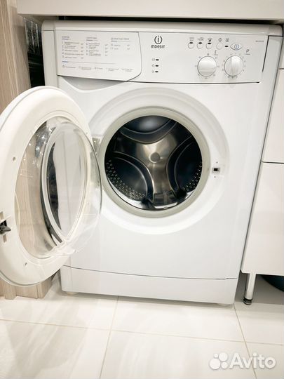 Стиральная машина indesit