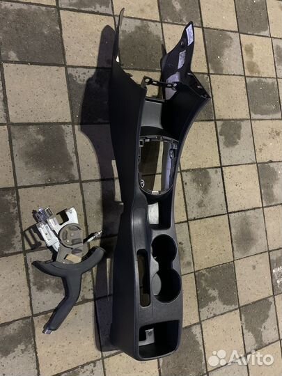 Центральная консоль на hyundai solaris