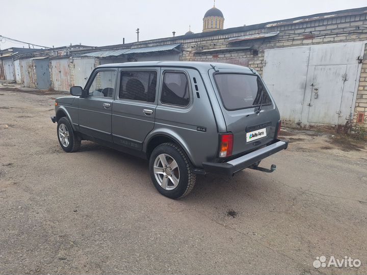 LADA 4x4 (Нива) 1.7 МТ, 2011, 224 000 км