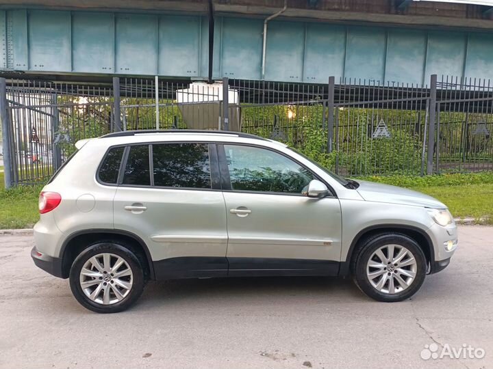 Volkswagen Tiguan 2.0 AT, 2010, 205 000 км