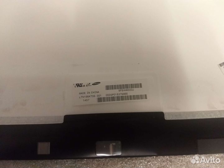 Матрица для ноутбука 15.6 оригинал hp 350 g1 пятна