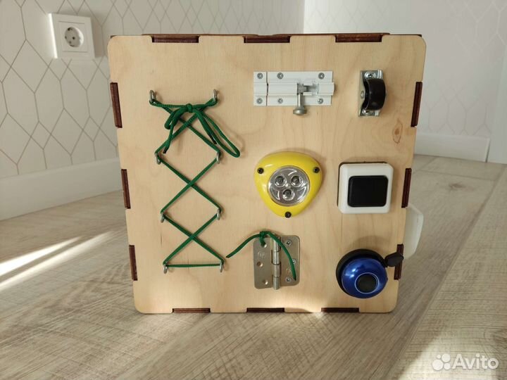 Бизиборд бизикуб