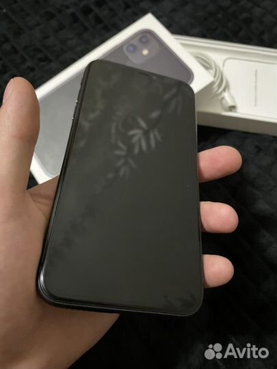 iPhone 11, 64 ГБ